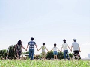 阿炎の父と母、兄弟はどんな人?仲良し家族の画像も!