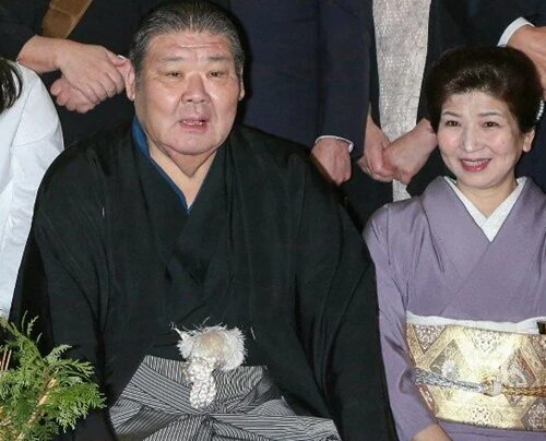 朝潮太朗とおかみ