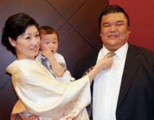 木村山（元岩友親方の嫁と子供