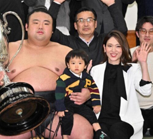 貴景勝（湊川親方）の嫁