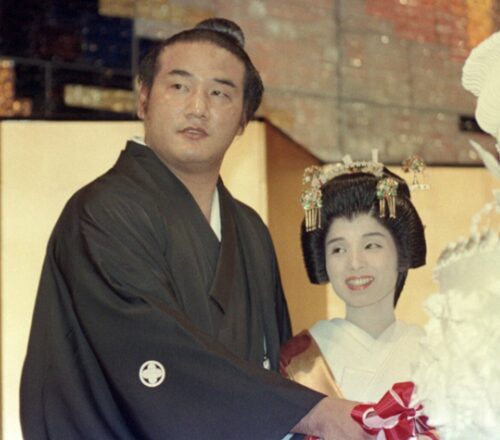 若嶋津と妻の高田みづえ