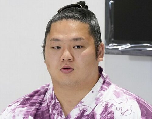 朝翠龍