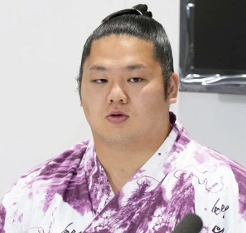 朝翠龍