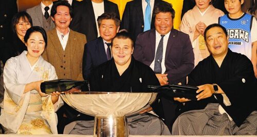 安治川親方とおかみ